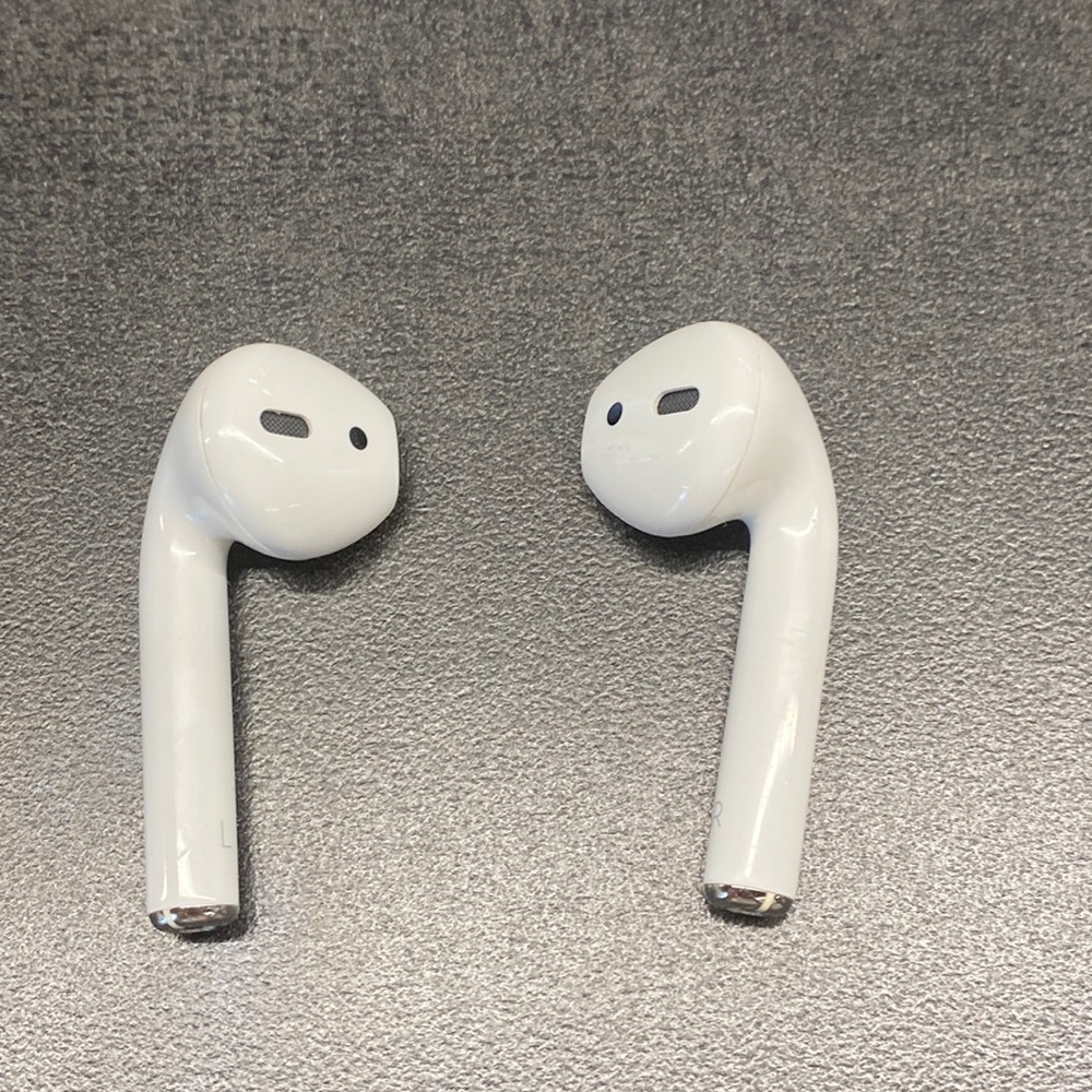 Used Airpods